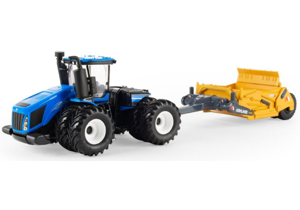 tractor and spreader toy